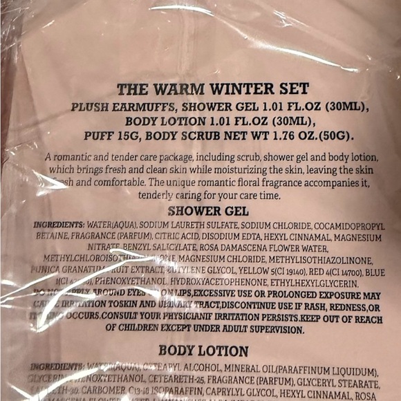 🎄🕎 BODY CARE WARM WINTER SET WITH PLUSH EARMUFFS/EYE MAKEUP COLLECTION BUNDLE - Picture 3 of 4